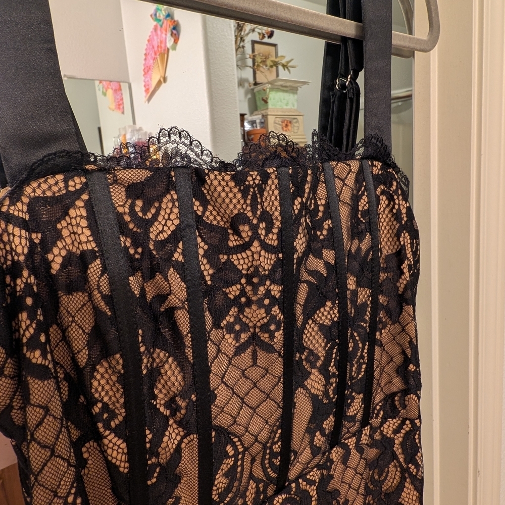 NWT Lulu's Classy Flirtation Black And beige Bustier Maxi Dress Size Small - Picture 5 of 16